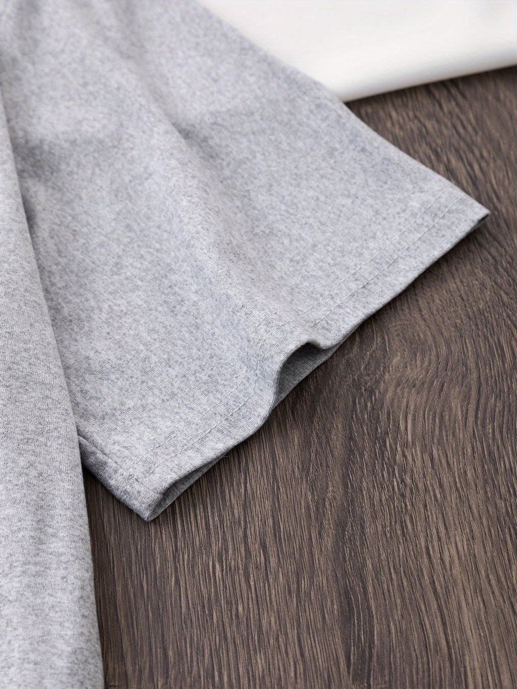 Women's Equestrian & Geometric Print Short Sleeve Crew Neck T-Shirt - Vibrant Red with Black Horseback Riding Design, Breathable Machine-Washable Casual Top for Summer, Spring & All-Season Wear, Horse Shirt, Summer Fashion, S