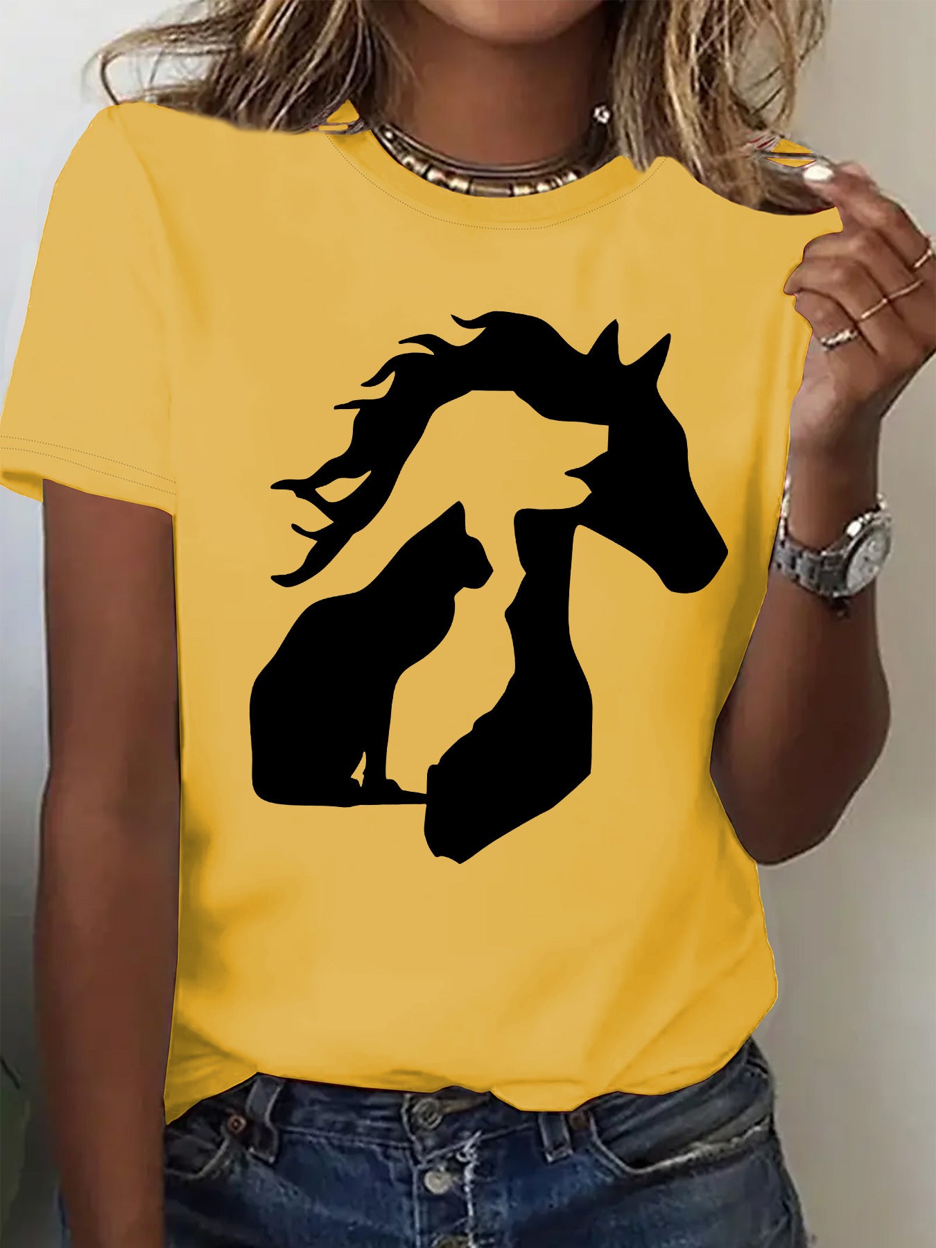Women'S Casual Crew Neck T-Shirt with Unique Horse and Cat Silhouette Graphic, Short Sleeve Polyester Tee for Casual Attire, Allseason Top | Trendy Casual Style | Comfortable Fi