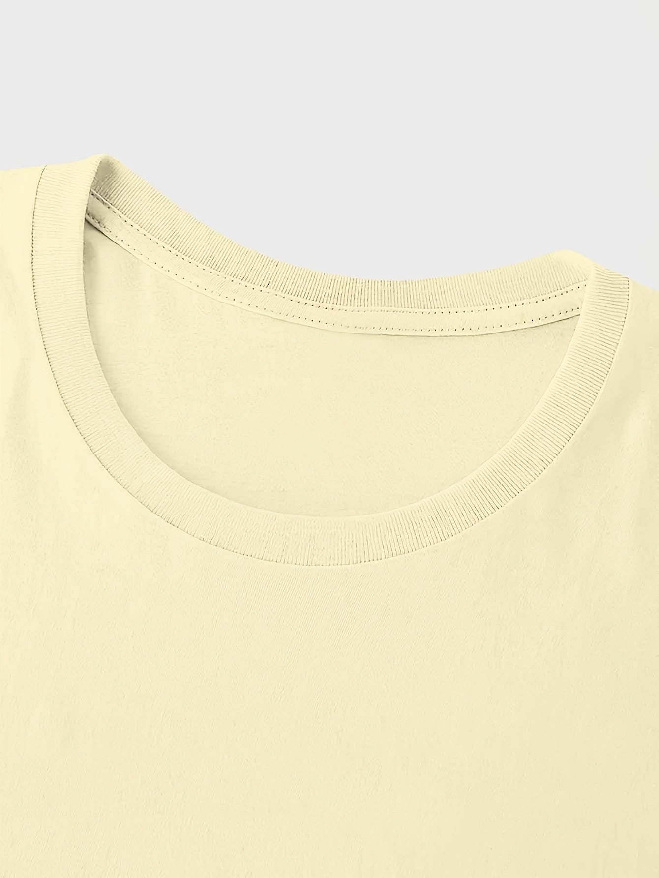 Women's 100% Cotton Long Sleeve T-Shirt - Heartbeat & Galloping Horse Graphic Print, Light Yellow Casual Round Neck Top for Spring/Summer, Machine Washable, Spring Summer Apparel, Unique Graphic Tee, Breathable Fabric, Spring