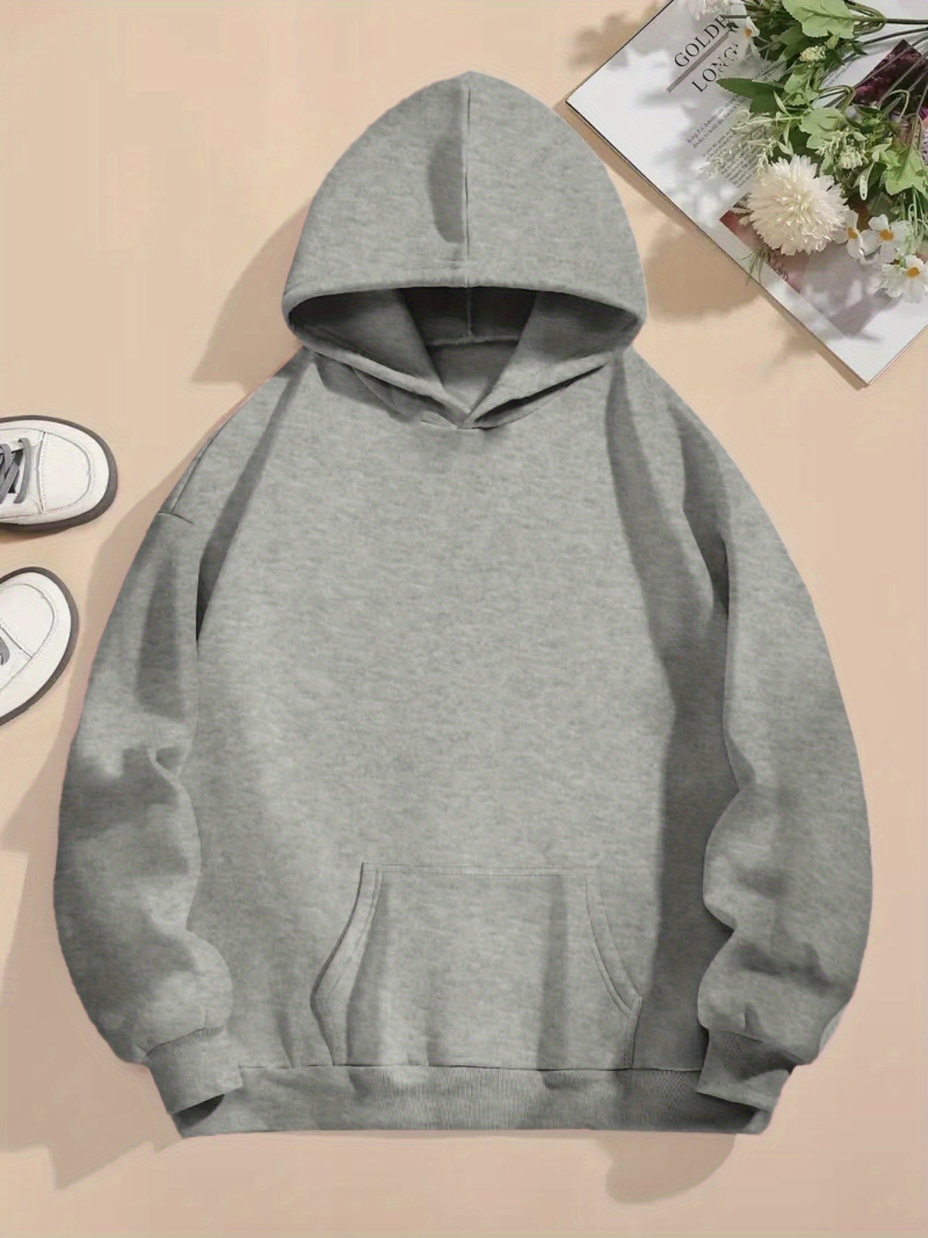 Women's Hooded Sweatshirt - Japanese Horseback Riding Design with Horse & Jockey Print, Soft Loose-Fit Pullover, Machine Washable All-Season Casual Sweater for Horse Riding & Casual Attire (Pockets, Long Sleeve) - Ideal for E