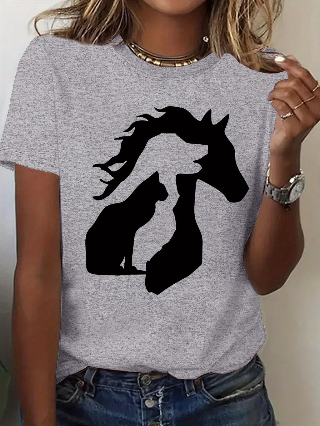 Women'S Casual Crew Neck T-Shirt with Unique Horse and Cat Silhouette Graphic, Short Sleeve Polyester Tee for Casual Attire, Allseason Top | Trendy Casual Style | Comfortable Fi