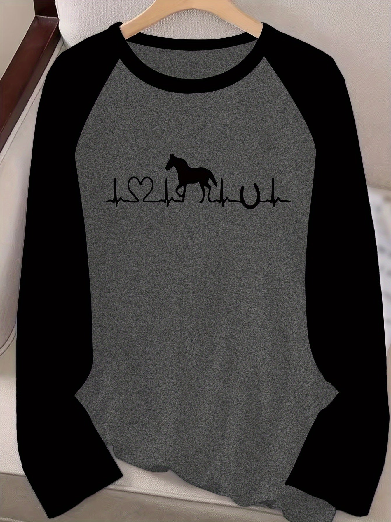 1pc Women'S Casual Horse Heartbeat Graphic T-Shirt, Polyester Knit Crew Neck Long Sleeve Pullover with Medium Stretch, Regular Fit All-Season Tee