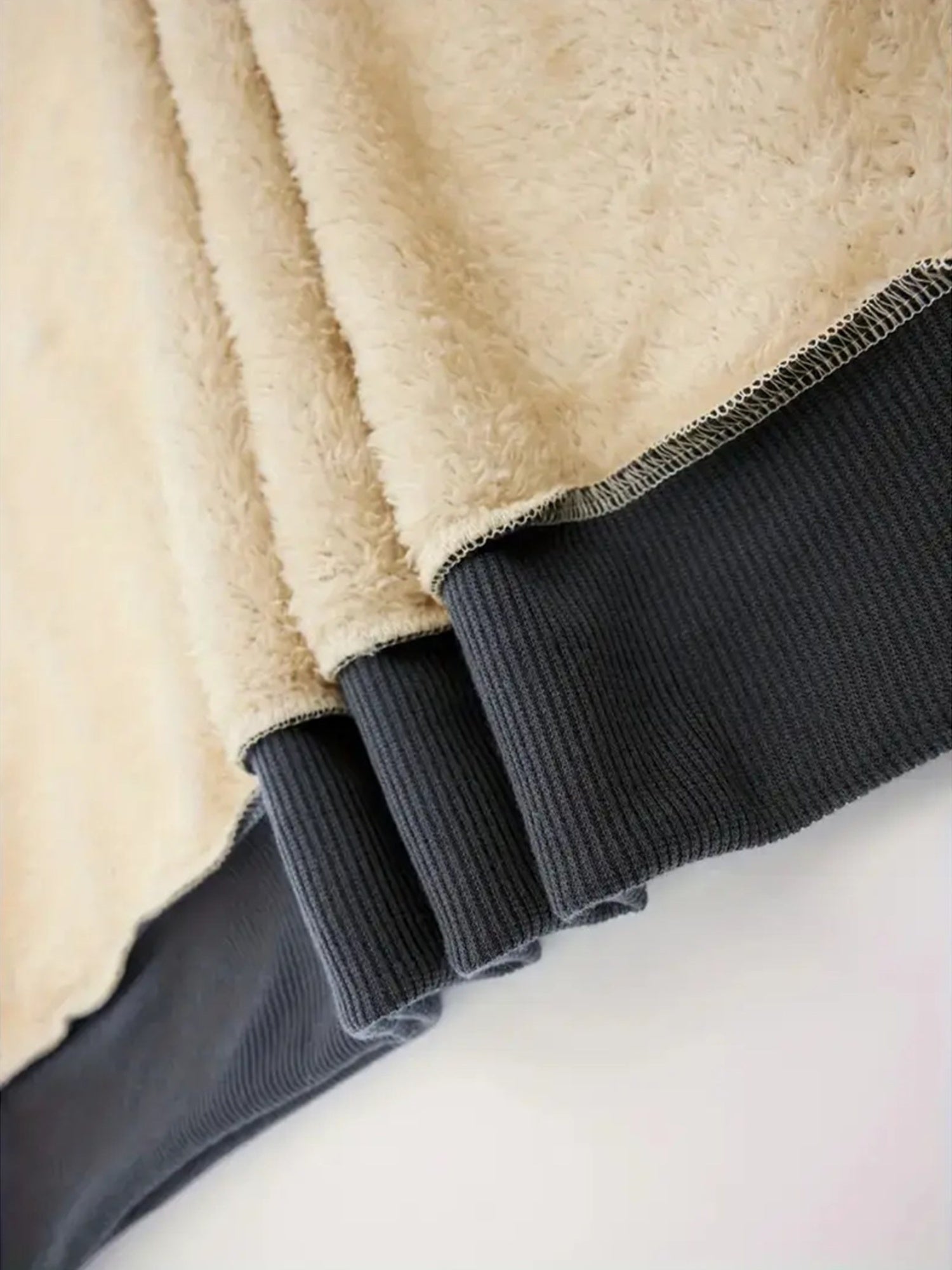 Women'S Equestrian City Horse Riding Graphic Hooded Fleece Sweatshirt - with Lettering & Horse Print, Casual Winter Warmth, Machine Washable, Horse Riding Clothes, Leisure Wear, Cozy Clothing, Durable Fabric, Printed Top, Out