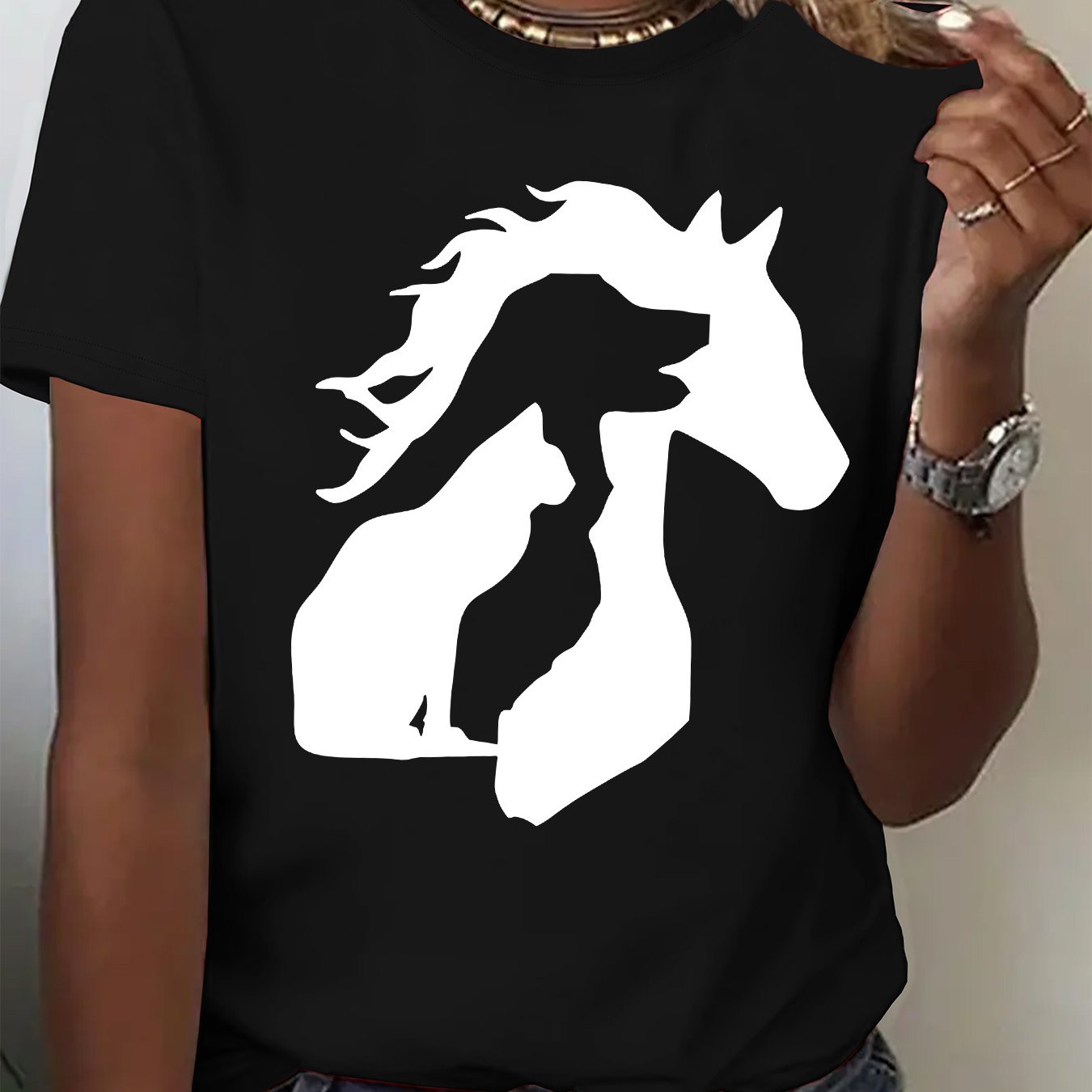Women'S Casual Crew Neck T-Shirt with Unique Horse and Cat Silhouette Graphic, Short Sleeve Polyester Tee for Casual Attire, Allseason Top | Trendy Casual Style | Comfortable Fi