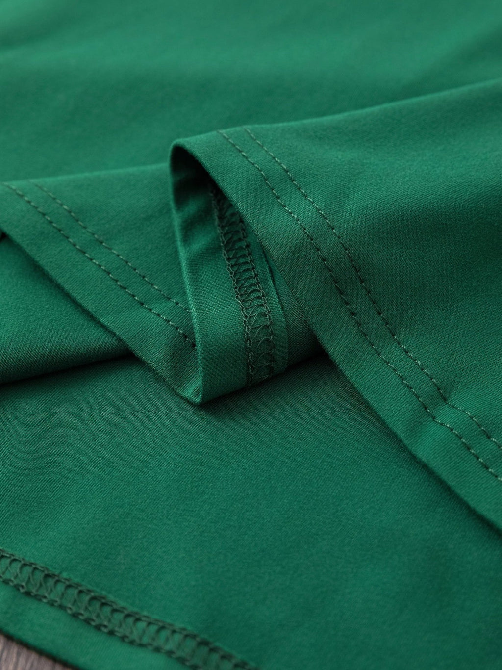 Women's Equestrian & Geometric Print Short Sleeve Crew Neck T-Shirt - Vibrant Red with Black Horseback Riding Design, Breathable Machine-Washable Casual Top for Summer, Spring & All-Season Wear, Horse Shirt, Summer Fashion, S