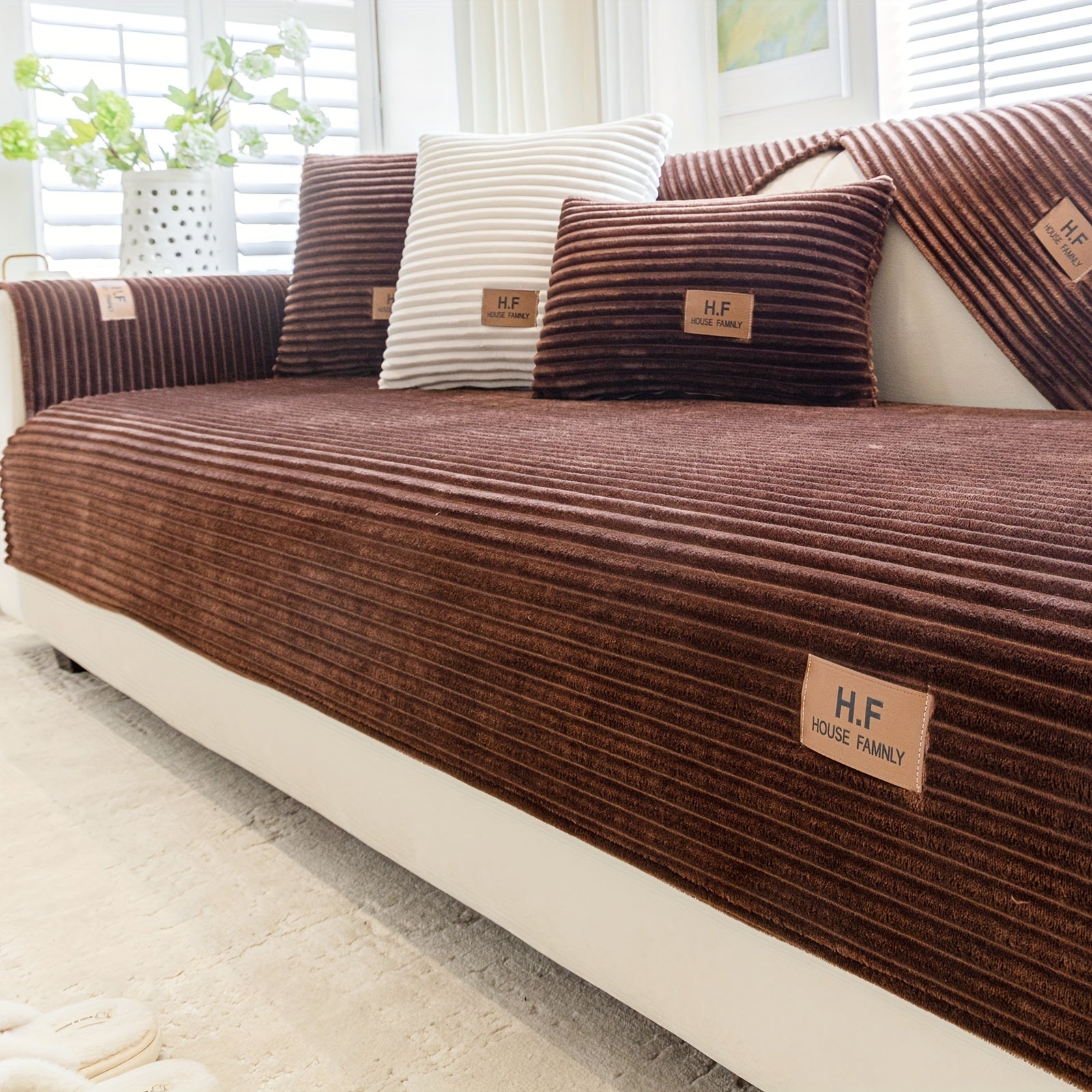 1pc HF Modern Plush Flannel Sofa Cushion Cover - Pet-Friendly Non-Slip Sofa Protector with Striped Design & Leather-Like Patches, Machine Washable Furniture Cover for 3/2/4-Seater, Living Room, Bedroom, Office Decor, Bedroom