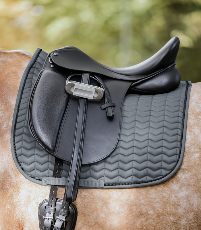 Tappetino Classico per Sella con Trapuntatura Elegante - Imbottitura 280g/m²