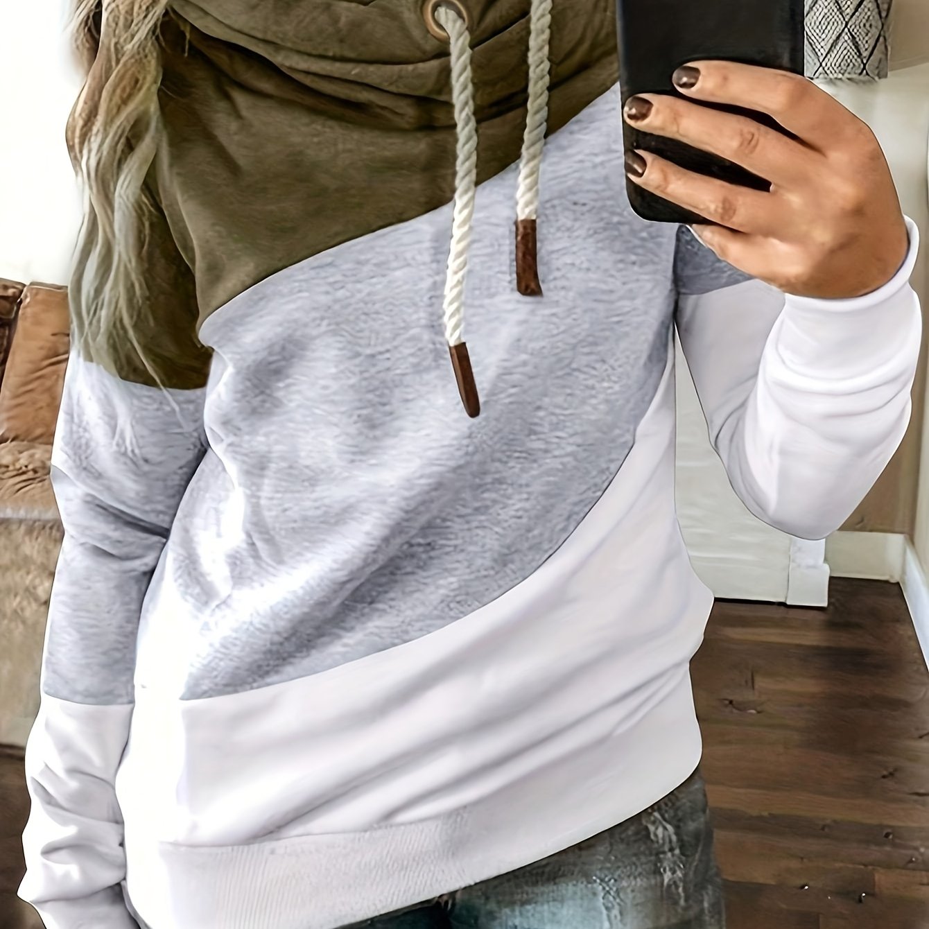 1pc Women'S Plus Size Casual Patchwork Hoodie - Polyester Knit Fabric with Slight Stretch, Hooded Collar, Long Sleeve Pullover for Fall/Winter