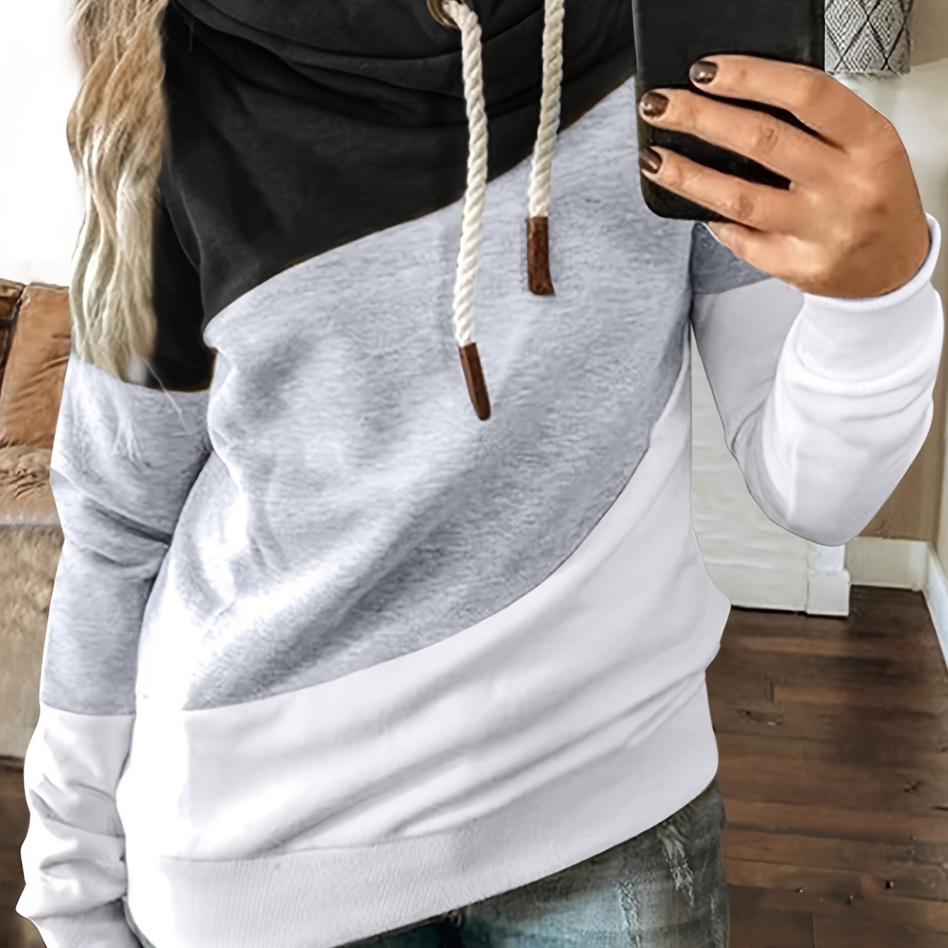 1pc Women'S Plus Size Casual Patchwork Hoodie - Polyester Knit Fabric with Slight Stretch, Hooded Collar, Long Sleeve Pullover for Fall/Winter