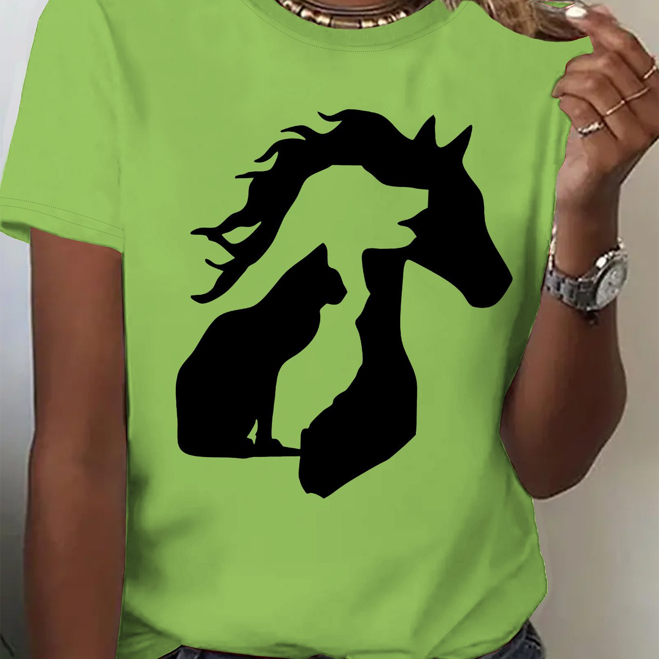 Women'S Casual Crew Neck T-Shirt with Unique Horse and Cat Silhouette Graphic, Short Sleeve Polyester Tee for Casual Attire, Allseason Top | Trendy Casual Style | Comfortable Fi