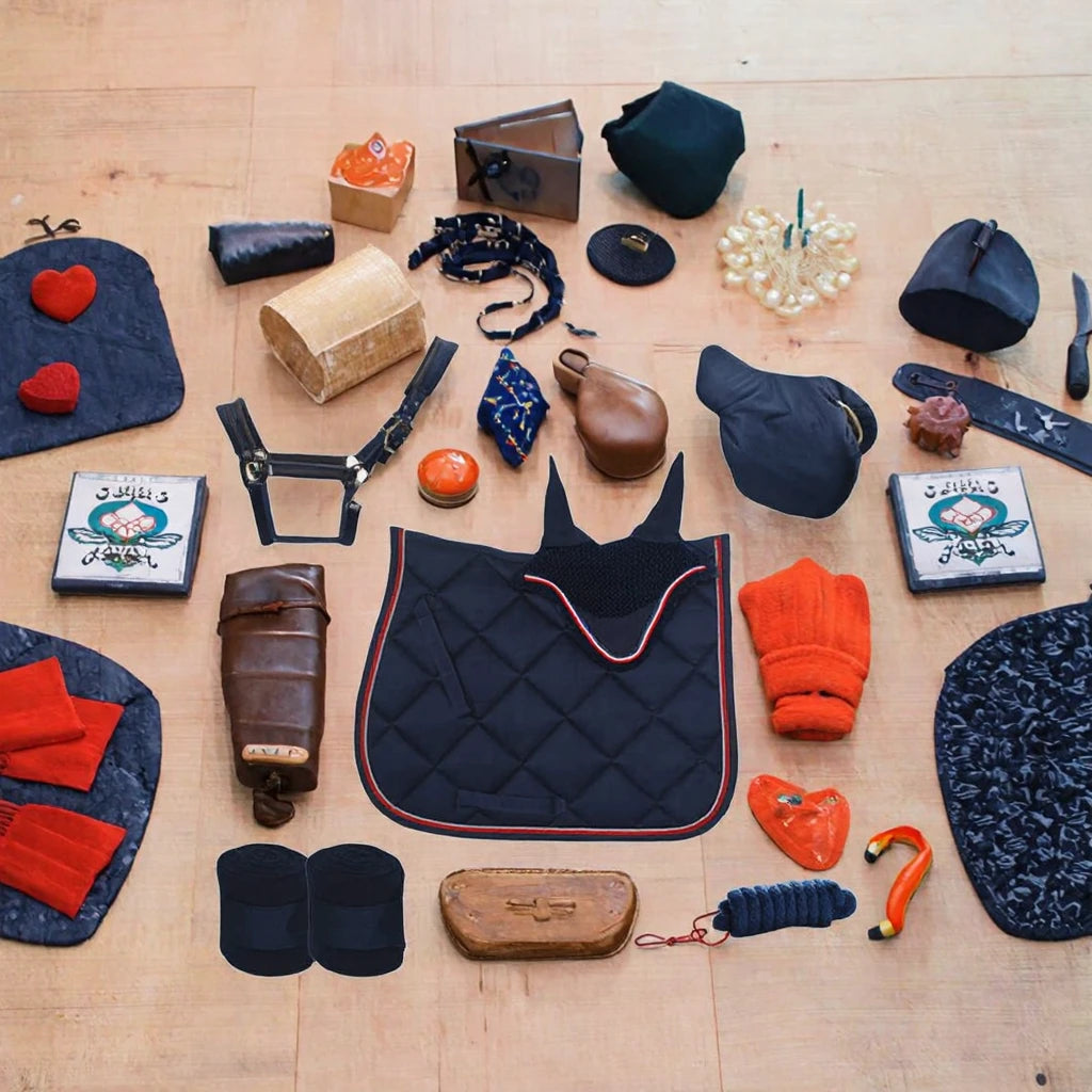 2025 Set of Sublimation Equine Dressage Saddle Pads Numnah Horse Saddle Bag Halter Bandages Lead Rope Crochet Fly Veil