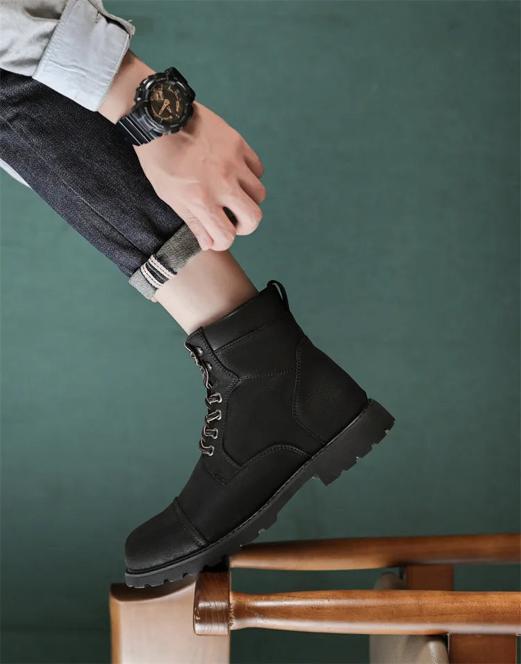 British Retro Men's High-Top Leather Cowboy Boots Lace-Up Comfortable Breathable Equestrian Casual Shoes Premium Quality Fashion