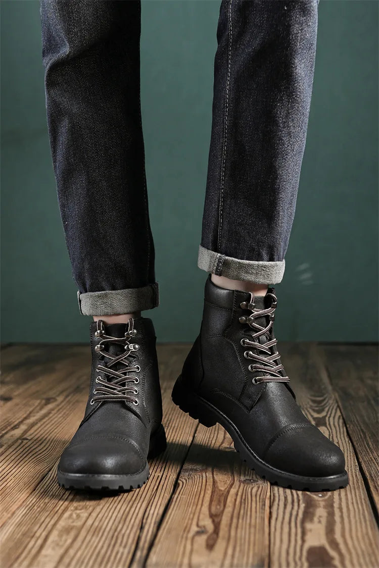 British Retro Men's High-Top Leather Cowboy Boots Lace-Up Comfortable Breathable Equestrian Casual Shoes Premium Quality Fashion