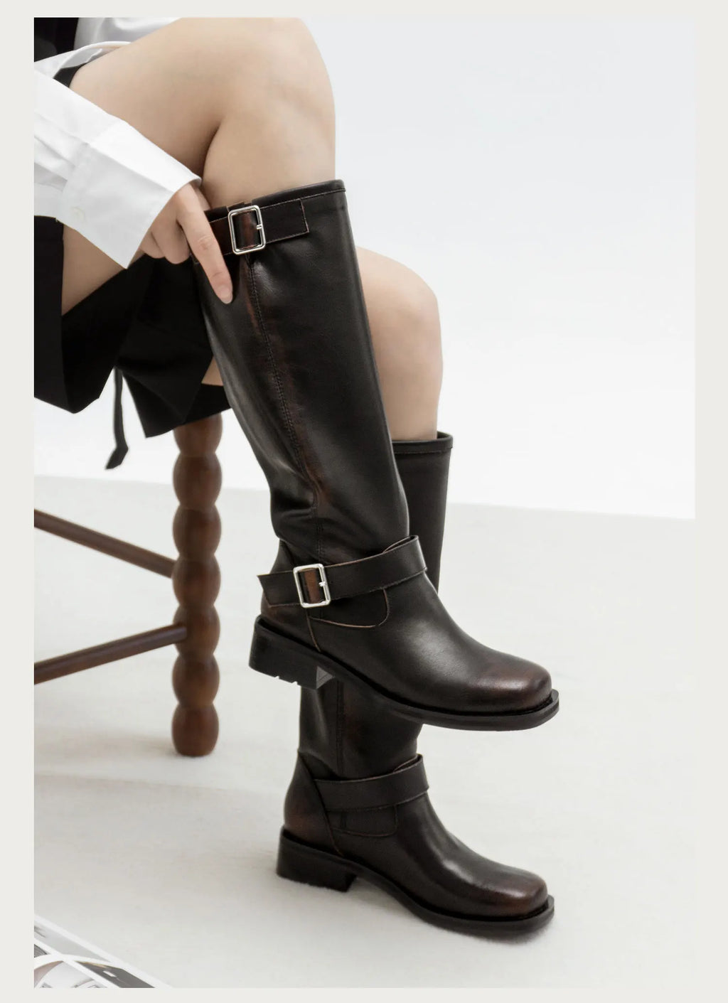 Women's High Boots 2025 New Retro Brown Western Cowhide Boots Gothic Square Toe Wide-leg Women's Long Boots