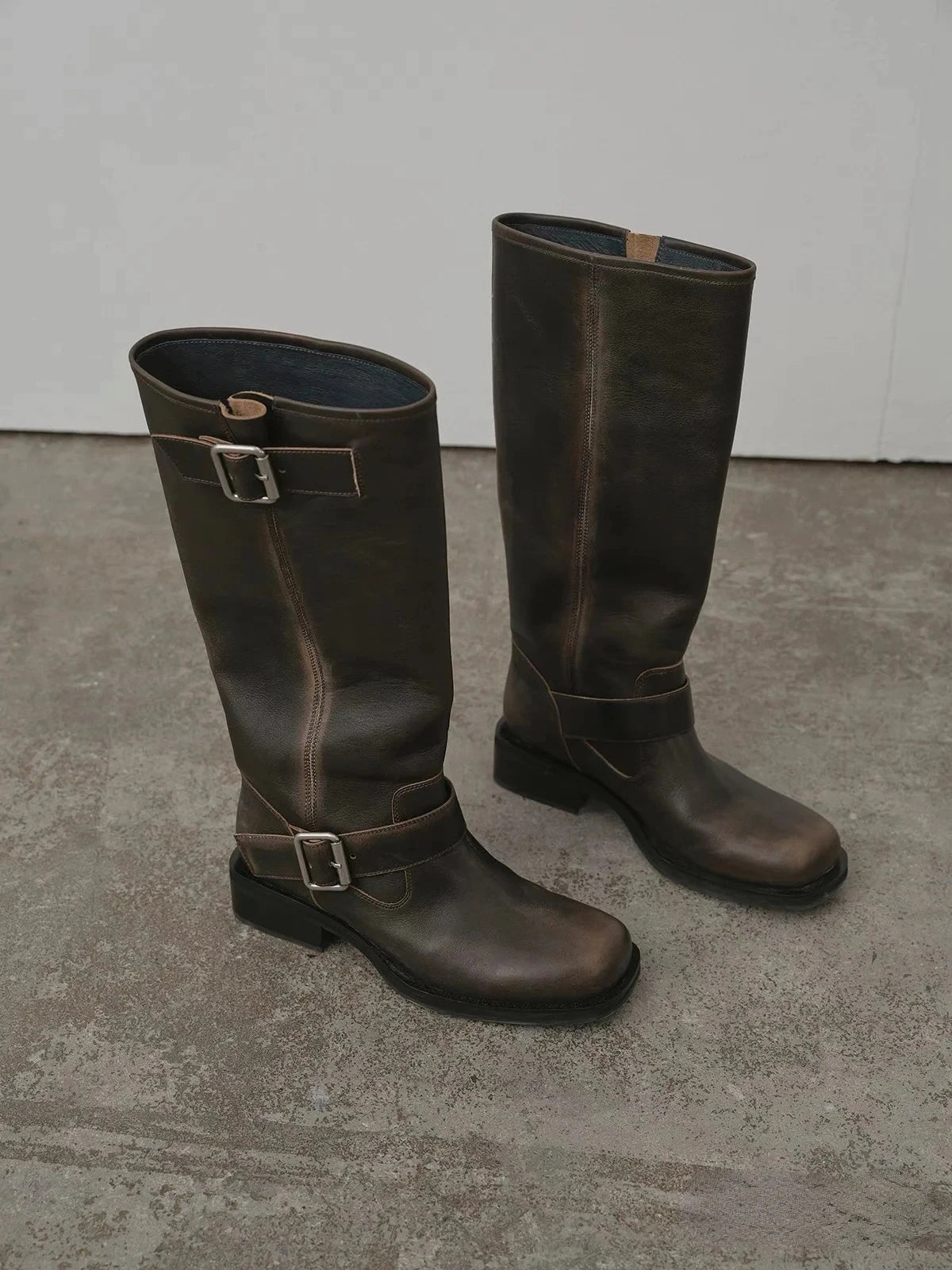 Women's High Boots 2025 New Retro Brown Western Cowhide Boots Gothic Square Toe Wide-leg Women's Long Boots