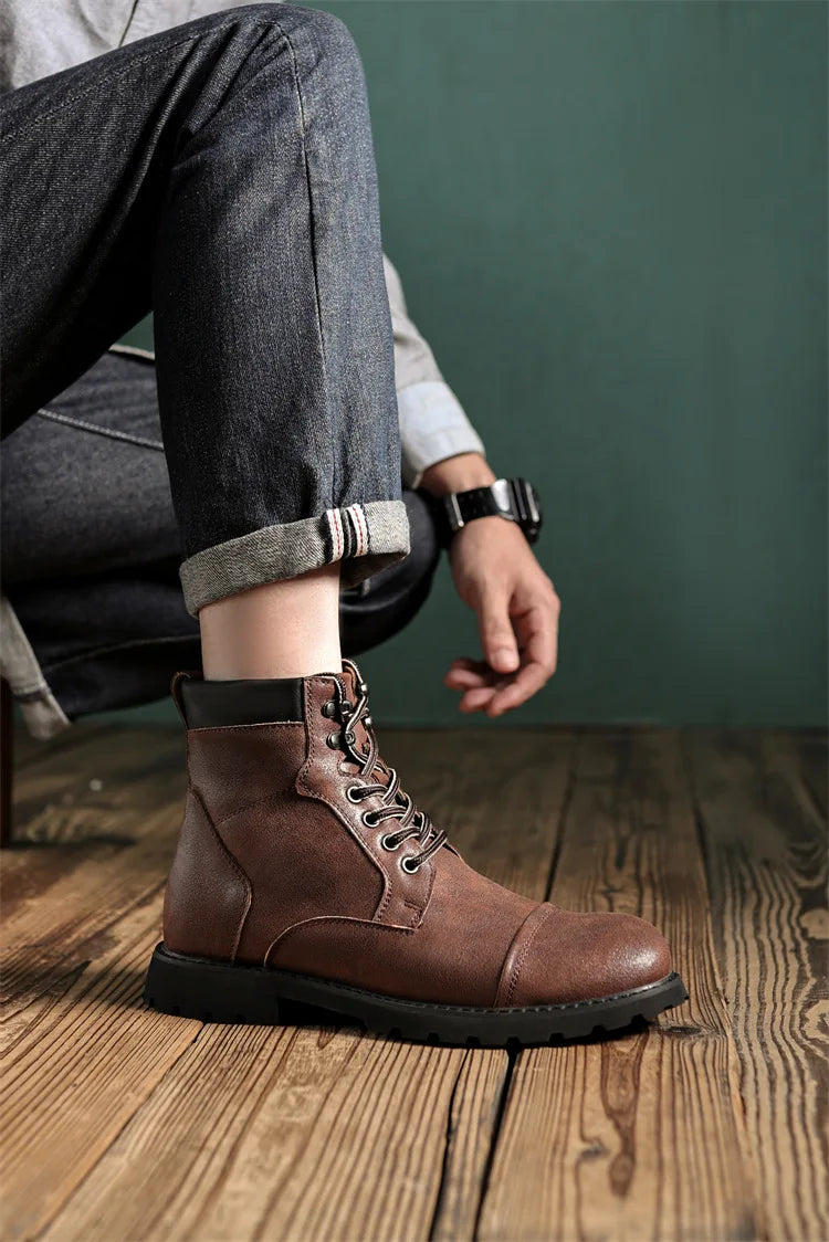 British Retro Men's High-Top Leather Cowboy Boots Lace-Up Comfortable Breathable Equestrian Casual Shoes Premium Quality Fashion