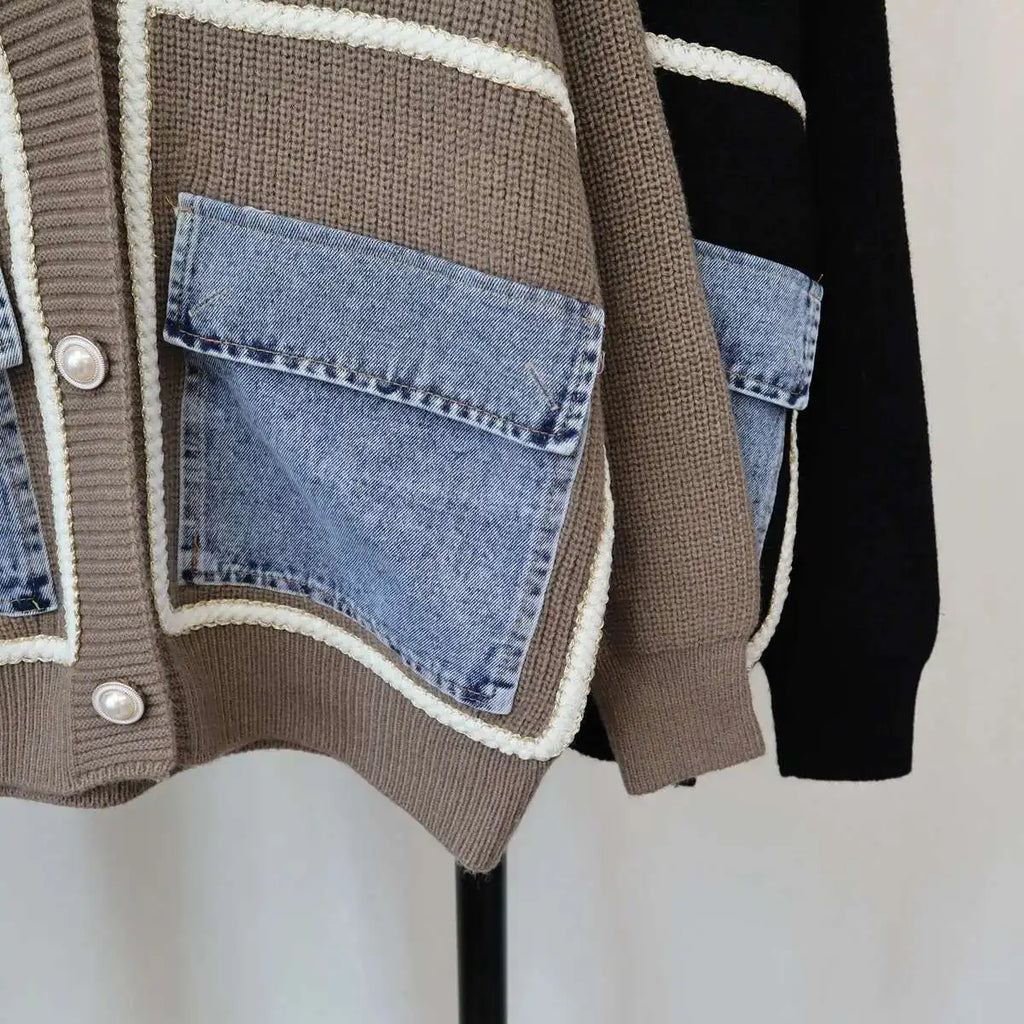 DEAT 2024 New Autumn Fashion Women's Cardigan Loose V-neck Denim Pockets Pearls Buttons Long Sleeve Knitted Sweaters 29L8715