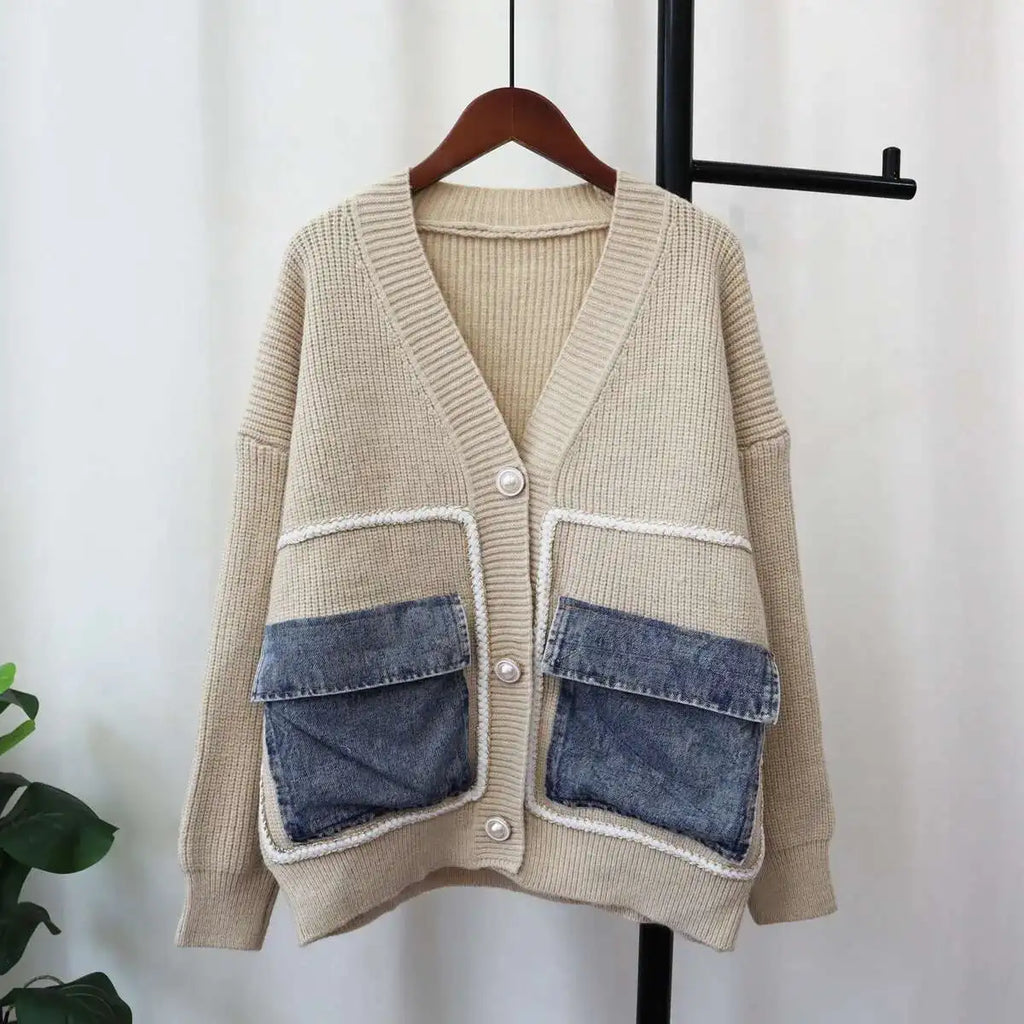 DEAT 2024 New Autumn Fashion Women's Cardigan Loose V-neck Denim Pockets Pearls Buttons Long Sleeve Knitted Sweaters 29L8715