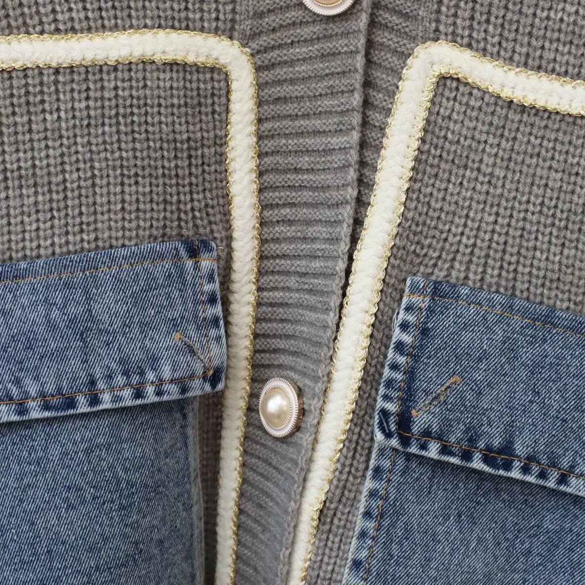 DEAT 2024 New Autumn Fashion Women's Cardigan Loose V-neck Denim Pockets Pearls Buttons Long Sleeve Knitted Sweaters 29L8715