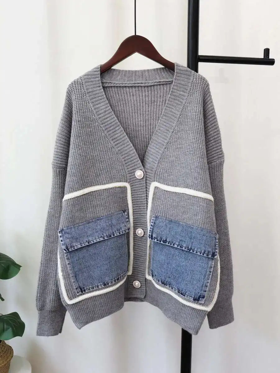 DEAT 2024 New Autumn Fashion Women's Cardigan Loose V-neck Denim Pockets Pearls Buttons Long Sleeve Knitted Sweaters 29L8715