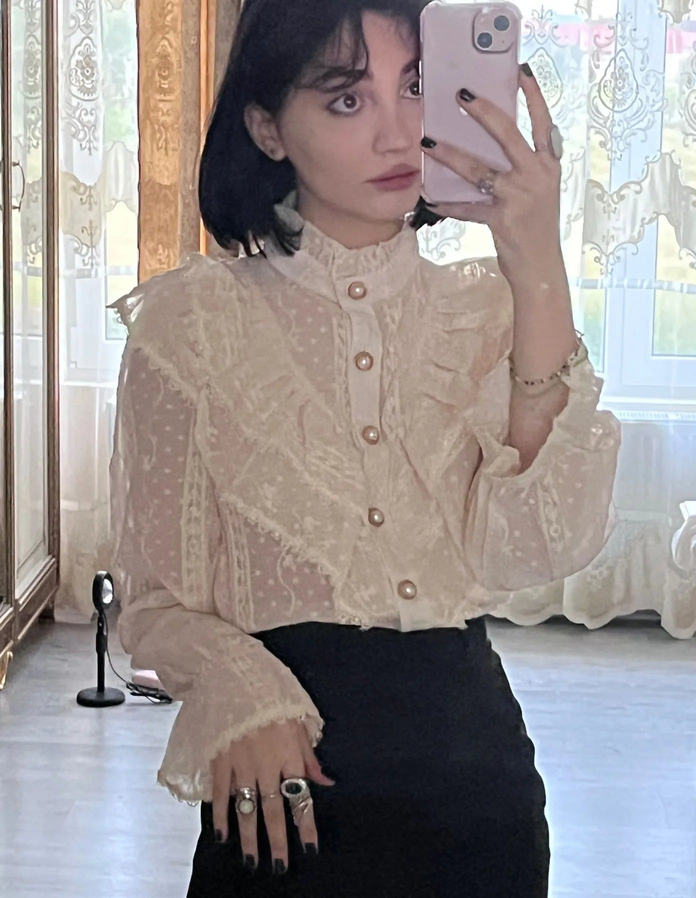 Korean Style Ruffle Stitching Lace Blouse Fashion Long Sleeve Loose Chiffon Shirt Elegant Stand Collar Pleated Tops Blusas 15832