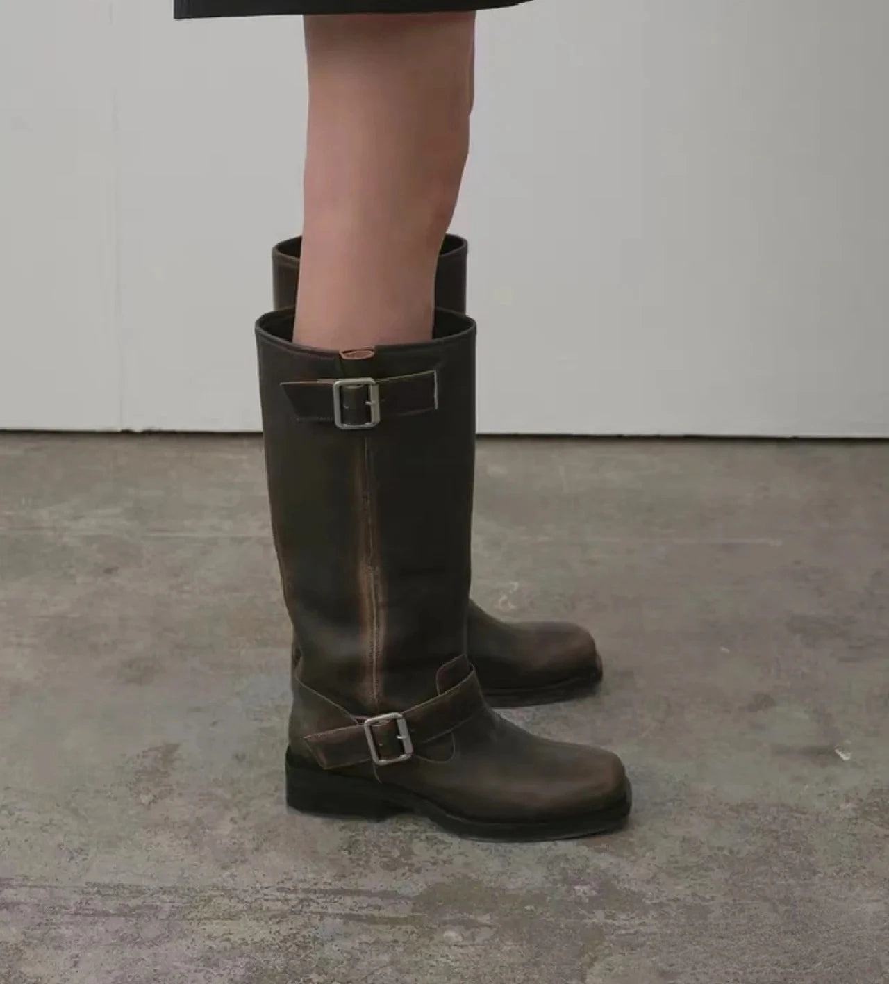 Women's High Boots 2025 New Retro Brown Western Cowhide Boots Gothic Square Toe Wide-leg Women's Long Boots