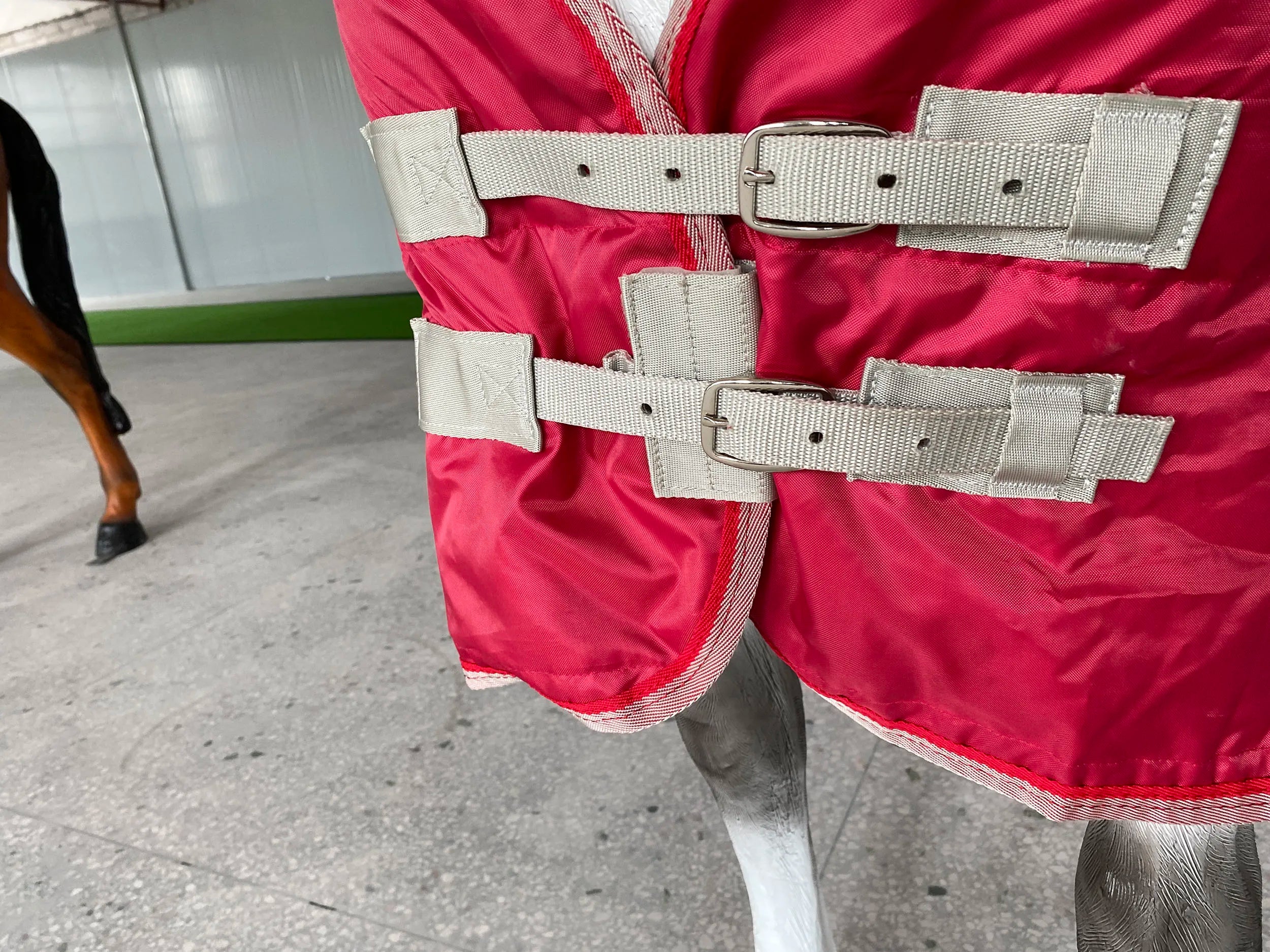 High Quality 1200D Polyester Wine Red Horse Rug Winter Warm Waterproof Breathable Horse Quilted Blanket