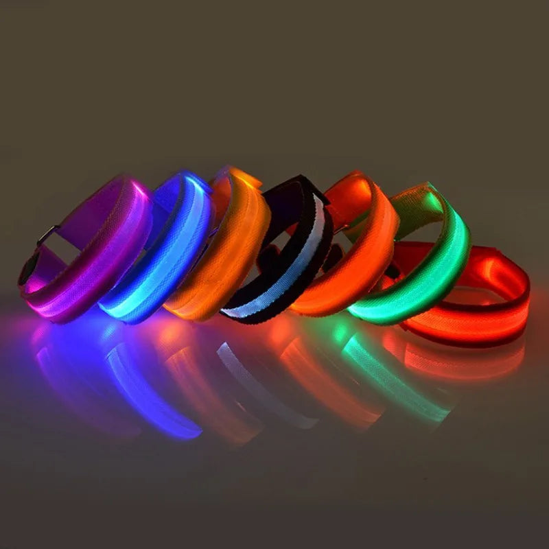 4 pcs/set LED Lighting Horse Leg Safety Belt Horse Leg Straps Night Riding Equipment Outdoor Sports Equestrian Supplies
