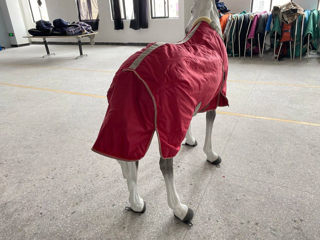 High Quality 1200D Polyester Wine Red Horse Rug Winter Warm Waterproof Breathable Horse Quilted Blanket