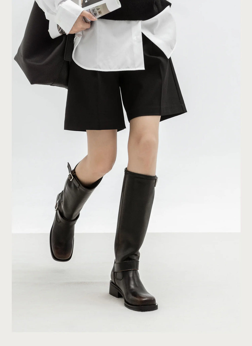 Women's High Boots 2025 New Retro Brown Western Cowhide Boots Gothic Square Toe Wide-leg Women's Long Boots