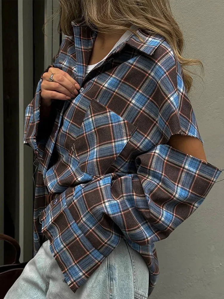 Fashion Checkered Pattern Shirts Women Elegant Lapel Long Sleeve Single Breasted Pocket Loose Top 2025 Daily Street Outerwear