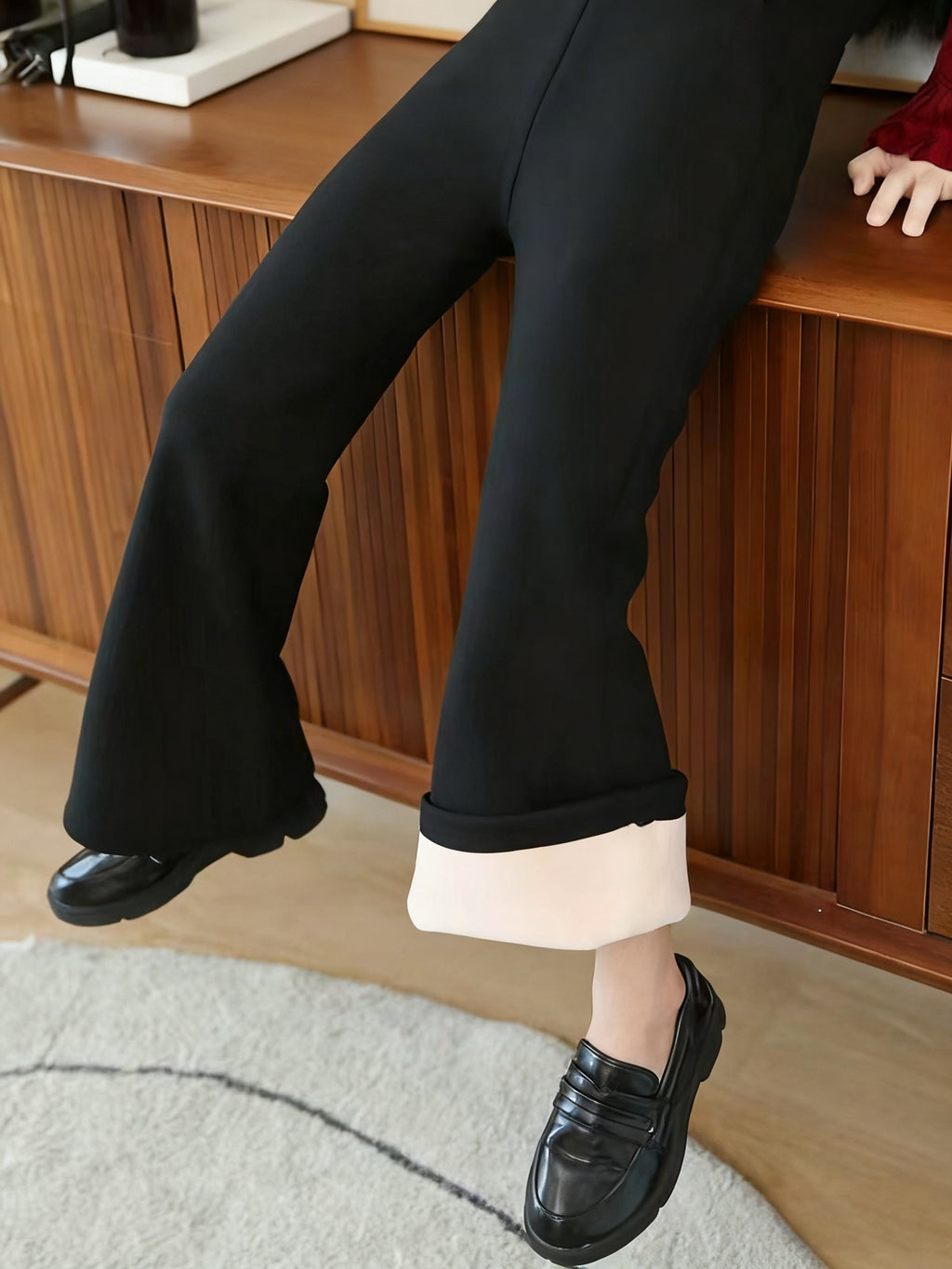 Girls' Winter -Like Bell-Bottom Pants - Thick Trousers with Flared Leg, Slim-Fit for Ice Skating, Skiing & Outdoor Play, Machine Washable Cold-Weather Pants for (Warm Stretchable Winter Wear), Perfect for Outdoor