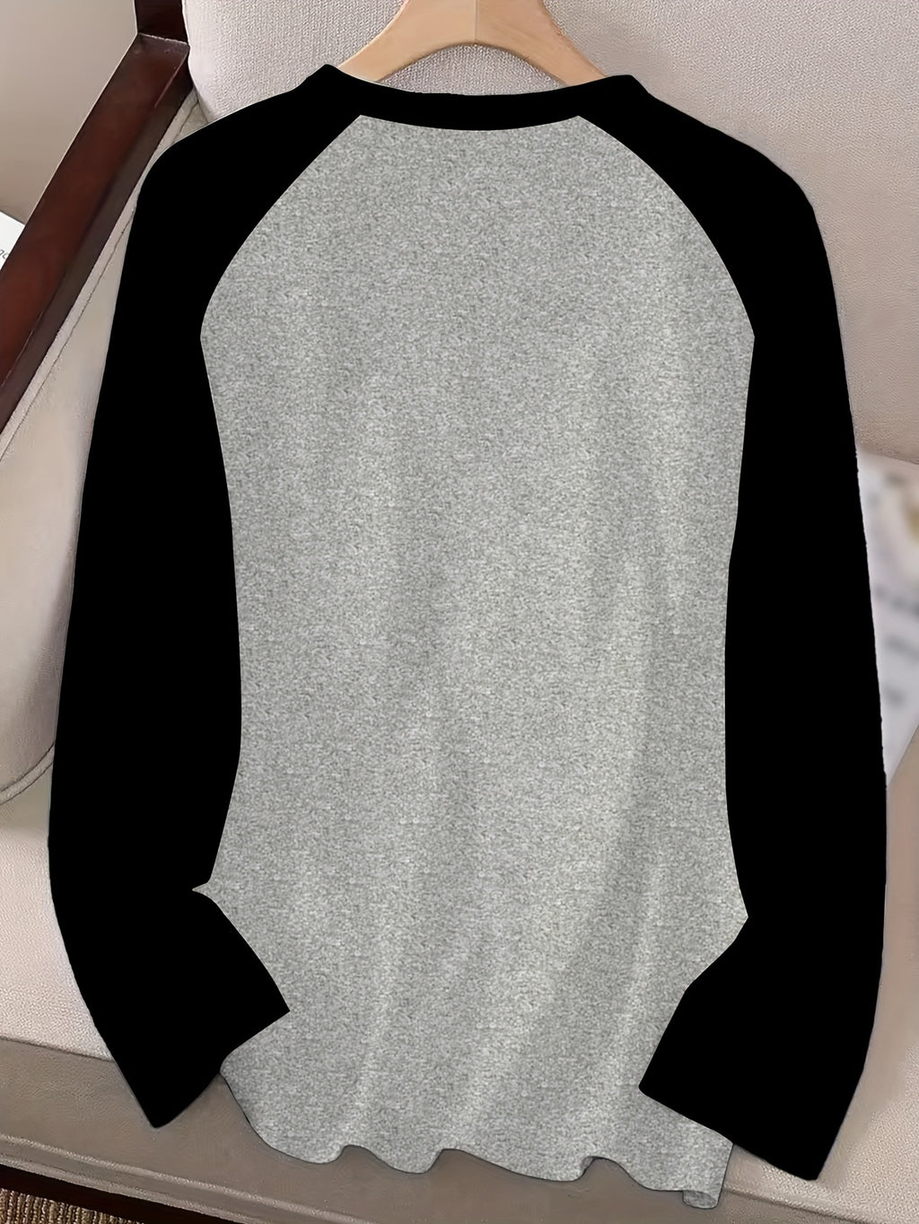 1pc Women'S Casual Horse Heartbeat Graphic T-Shirt, Polyester Knit Crew Neck Long Sleeve Pullover with Medium Stretch, Regular Fit All-Season Tee