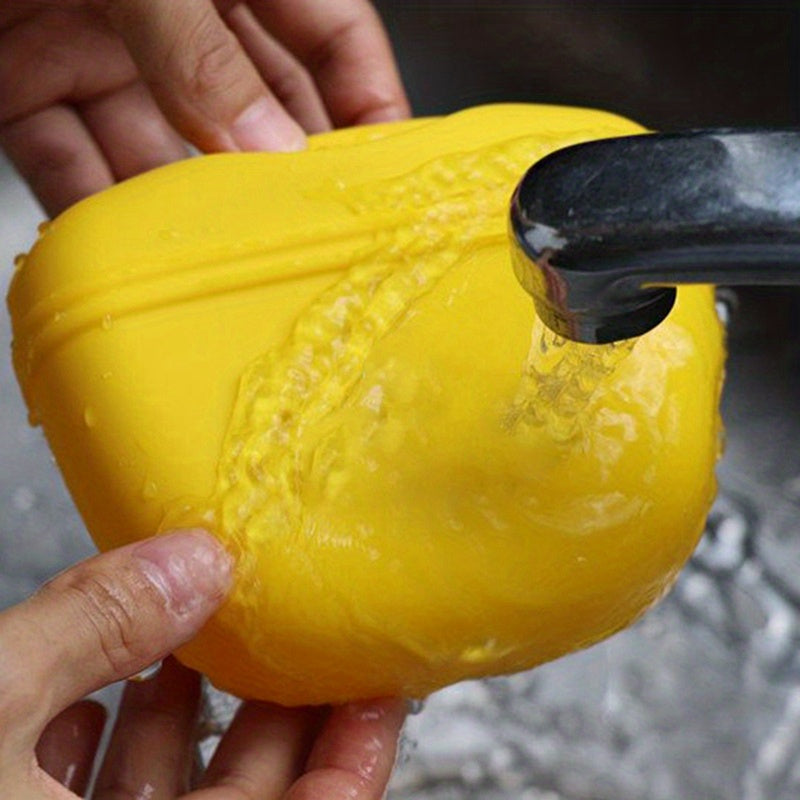 Convenient Portable Dog Training Bag with Treat Pouch and Food Dispenser