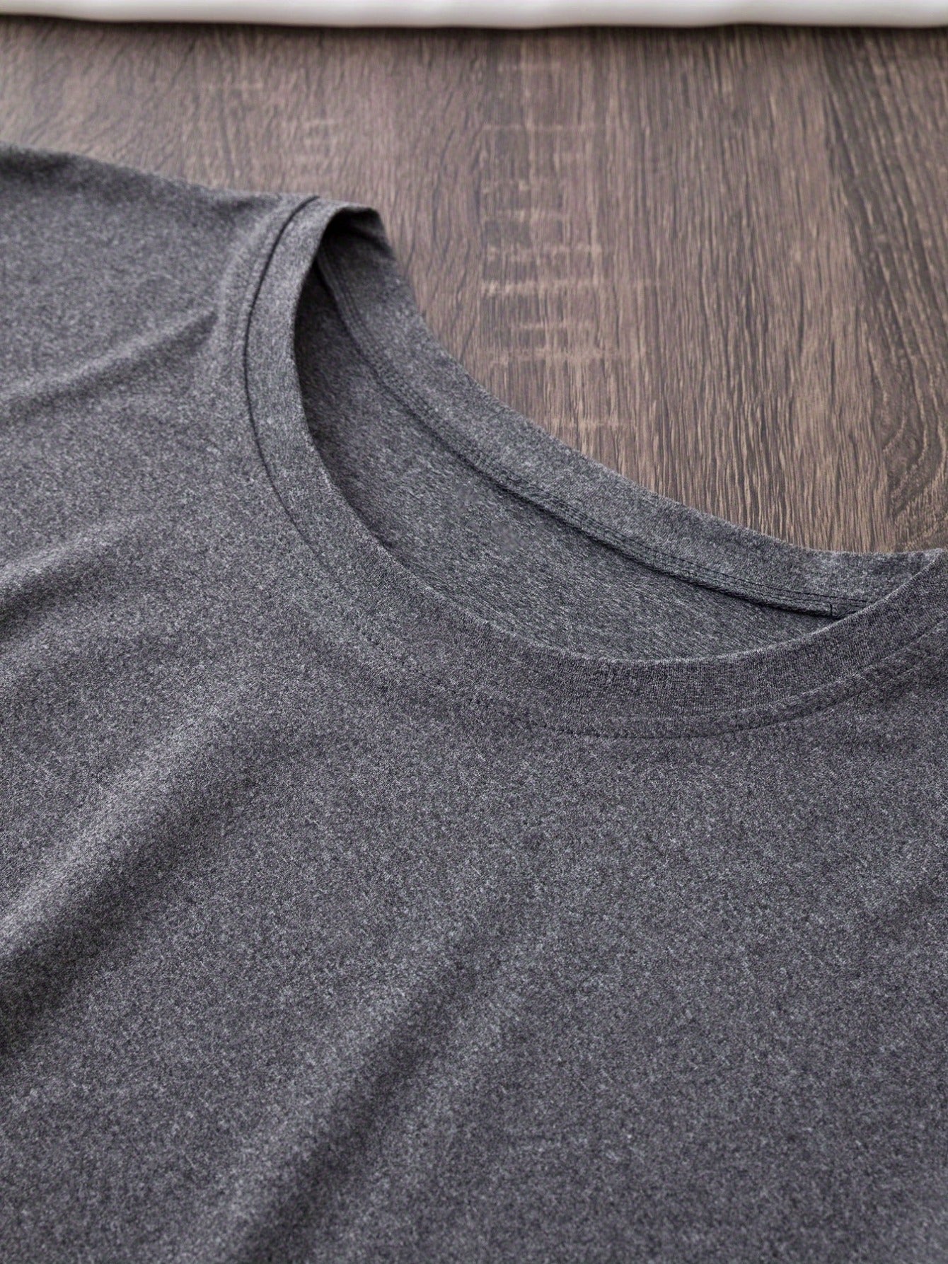 Women's Equestrian & Geometric Print Short Sleeve Crew Neck T-Shirt - Vibrant Red with Black Horseback Riding Design, Breathable Machine-Washable Casual Top for Summer, Spring & All-Season Wear, Horse Shirt, Summer Fashion, S