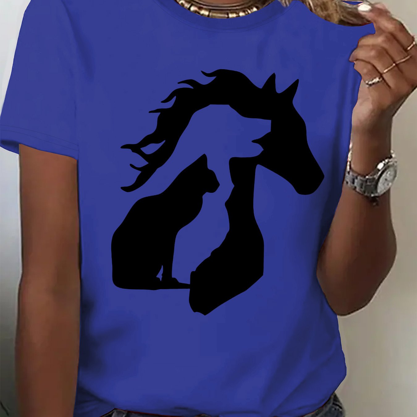 Women'S Casual Crew Neck T-Shirt with Unique Horse and Cat Silhouette Graphic, Short Sleeve Polyester Tee for Casual Attire, Allseason Top | Trendy Casual Style | Comfortable Fi